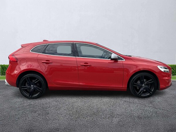 Used Volvo V40 2019 for sale - 75512902: Photo 3