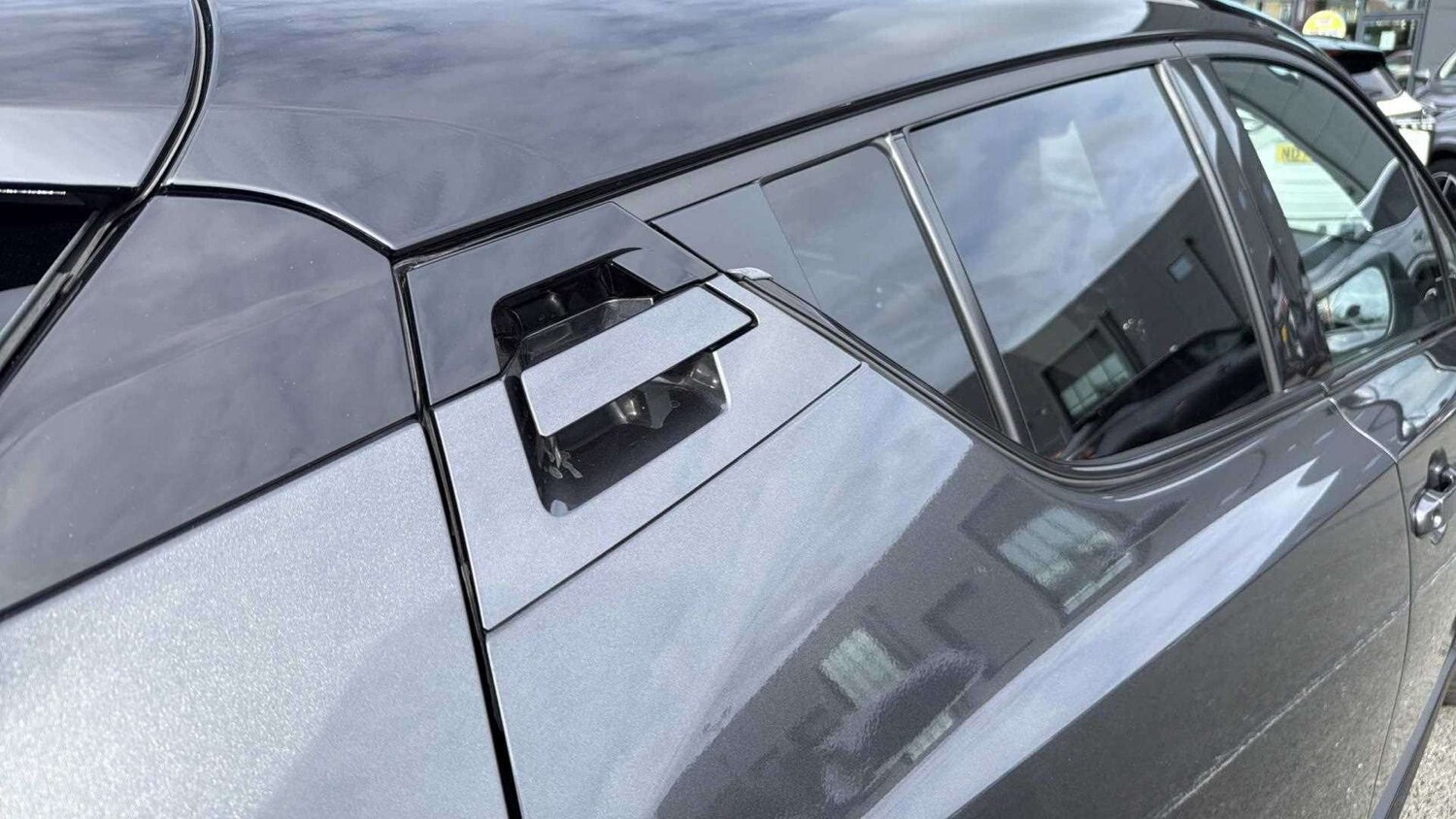 Used Toyota C-HR 2022 for sale - 76198429: Photo 10