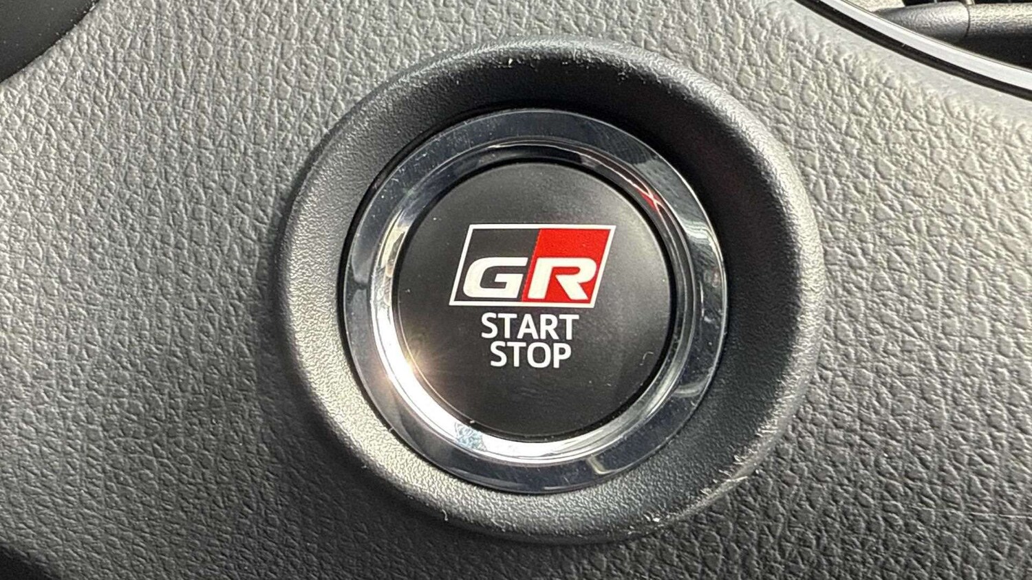 Used Toyota C-HR 2022 for sale - 76198429: Photo 26