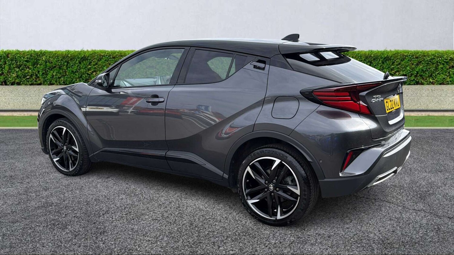 Used Toyota C-HR 2022 for sale - 76198429: Photo 5