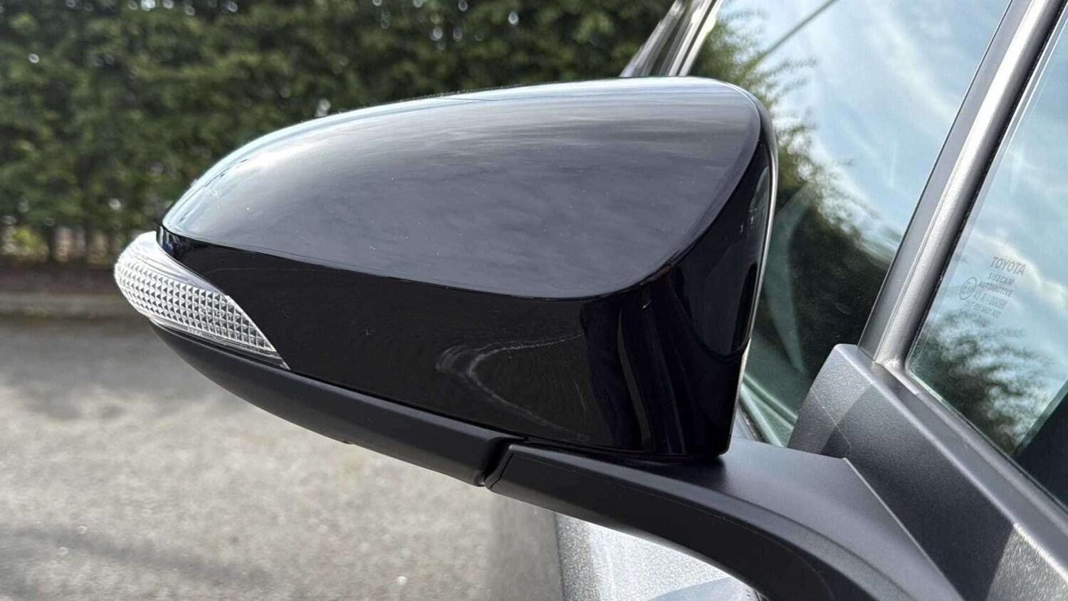 Used Toyota C-HR 2022 for sale - 76198429: Photo 9