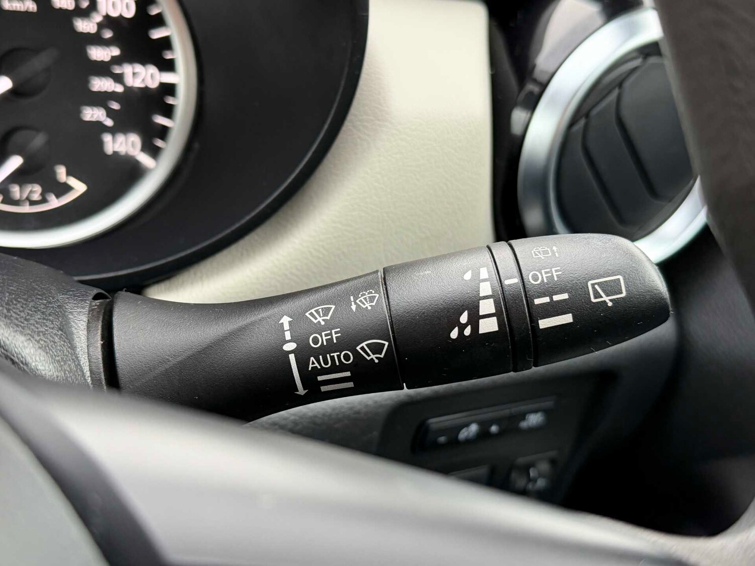 Used Nissan Micra 2022 for sale - 76418204: Photo 31