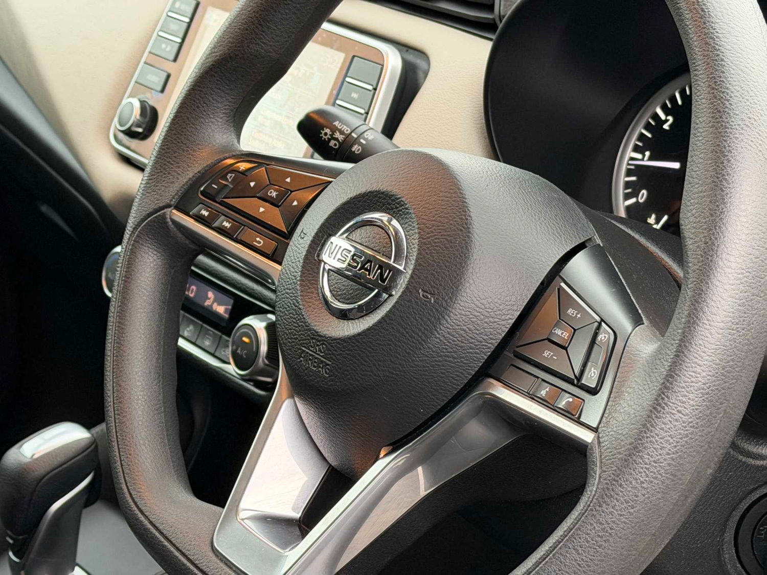 Used Nissan Micra 2022 for sale - 76418204: Photo 33