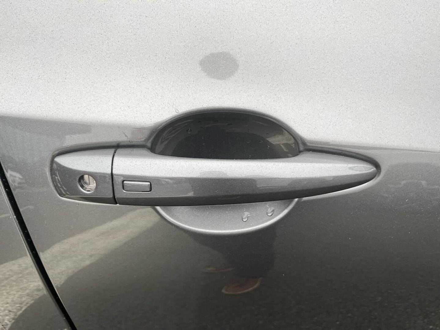 Vehicle 33