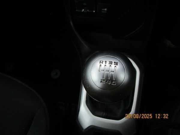 Used Jeep Renegade 2016 for sale - 75640467: Photo 29