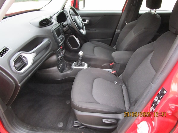 Used Jeep Renegade 2016 for sale - 75640467: Photo 7