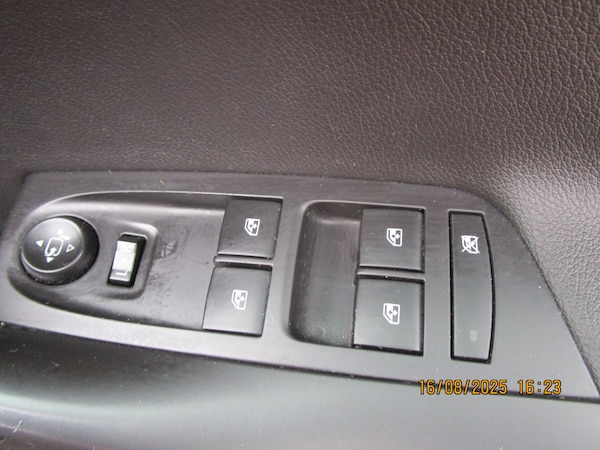 Used Vauxhall Astra 2016 for sale - 75486835: Photo 16