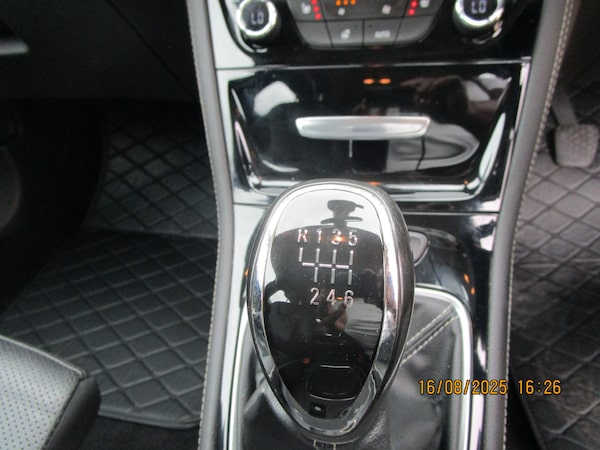 Used Vauxhall Astra 2016 for sale - 75486835: Photo 34