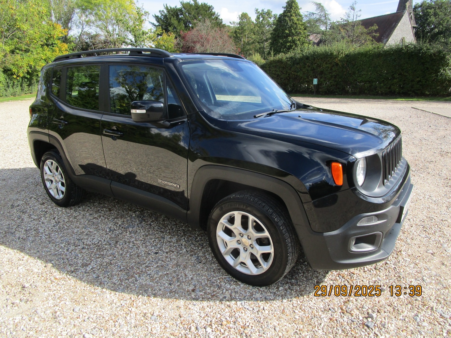 Used Jeep Renegade 2016 for sale - 76101840: Photo 1