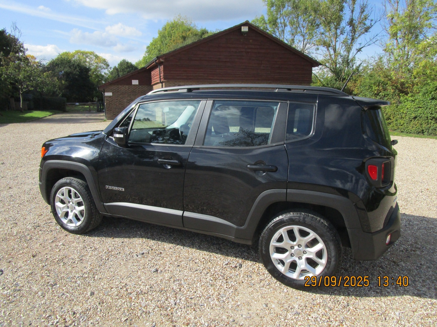 Used Jeep Renegade 2016 for sale - 76101840: Photo 11