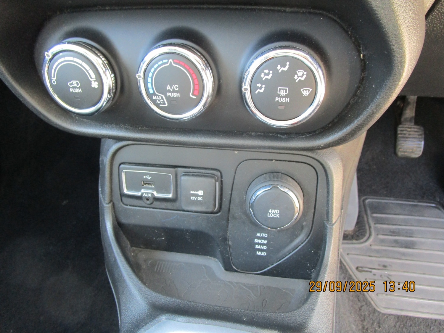 Used Jeep Renegade 2016 for sale - 76101840: Photo 8