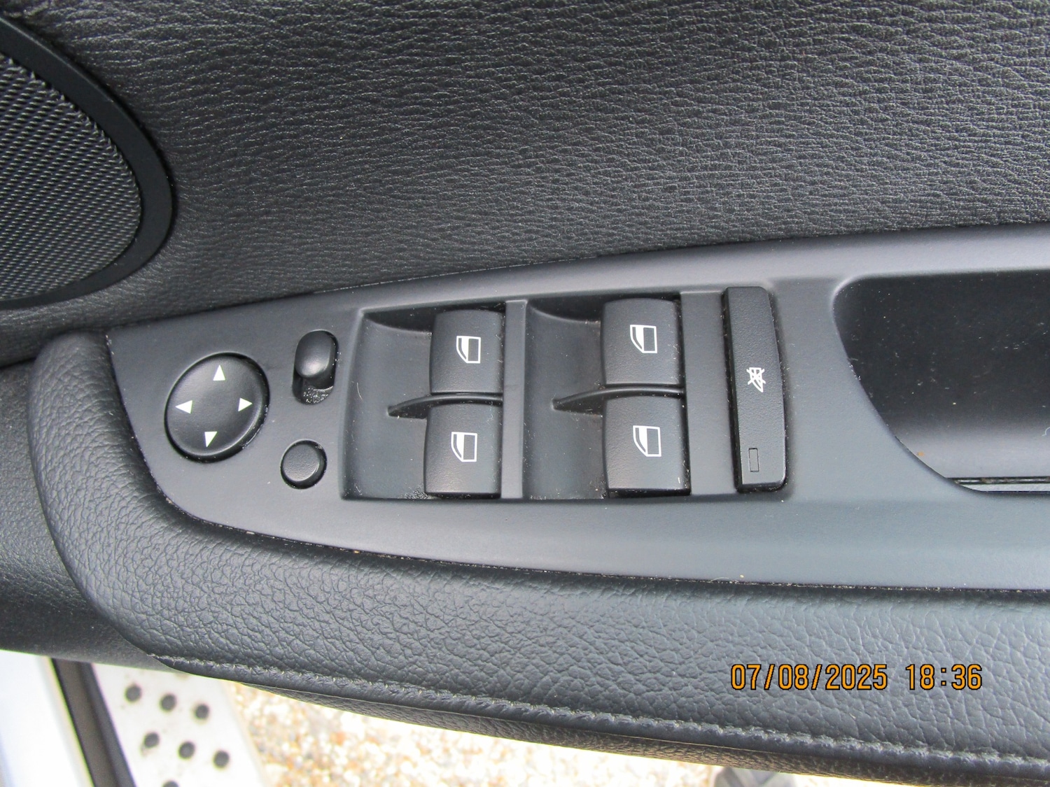 Vehicle 25