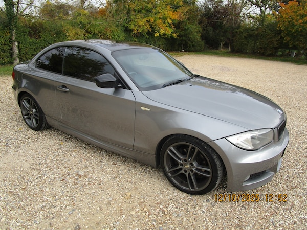Used BMW 1 Series 2011 for sale - 76249472: Photo 1