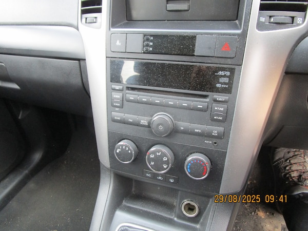 Used Chevrolet Captiva 2011 for sale - 75710709: Photo 16