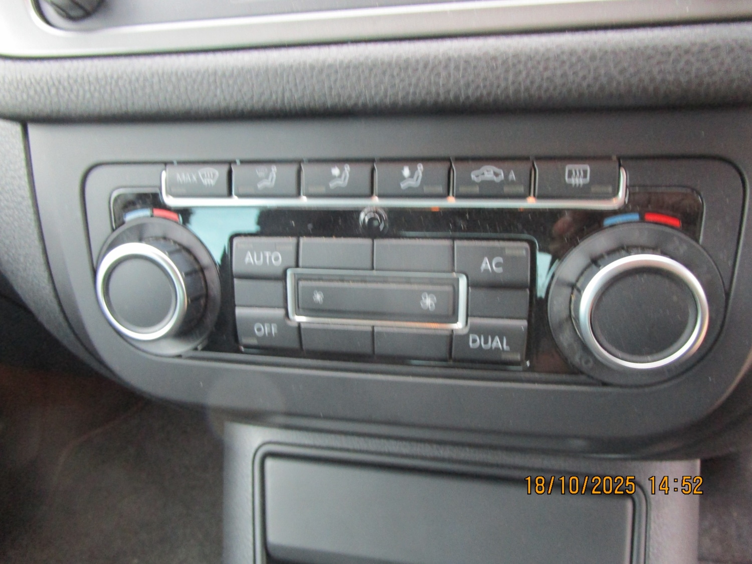 Used Volkswagen Tiguan 2009 for sale - 76309929: Photo 14
