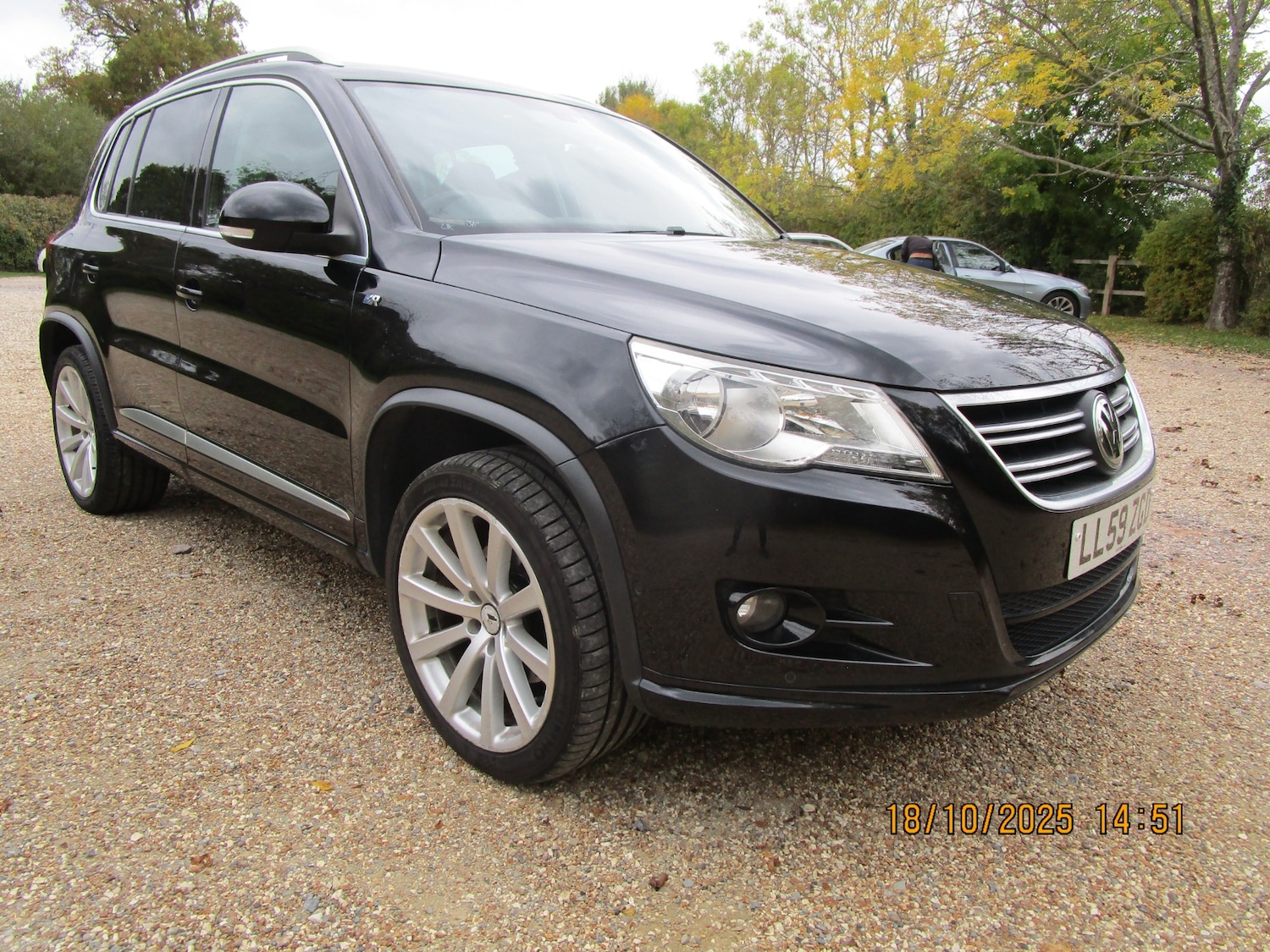 Used Volkswagen Tiguan 2009 for sale - 76309929: Photo 2