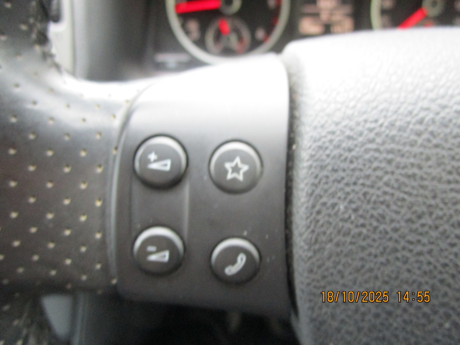Used Volkswagen Tiguan 2009 for sale - 76309929: Photo 39