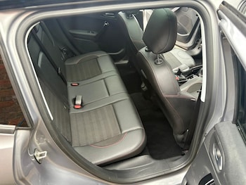 Used Peugeot 2008 2019 for sale - 77137208: Photo