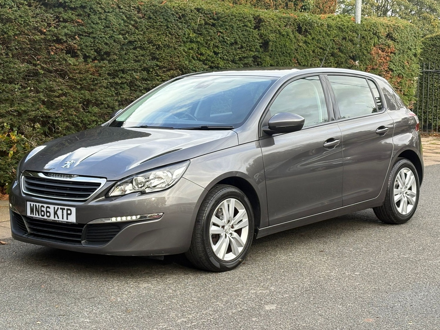 Used Peugeot 308 2016 for sale - 76412320: Photo 3
