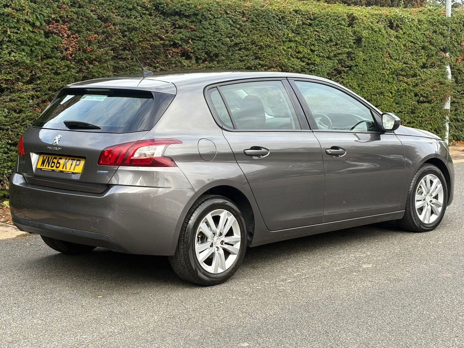 Used Peugeot 308 2016 for sale - 76412320: Photo 4