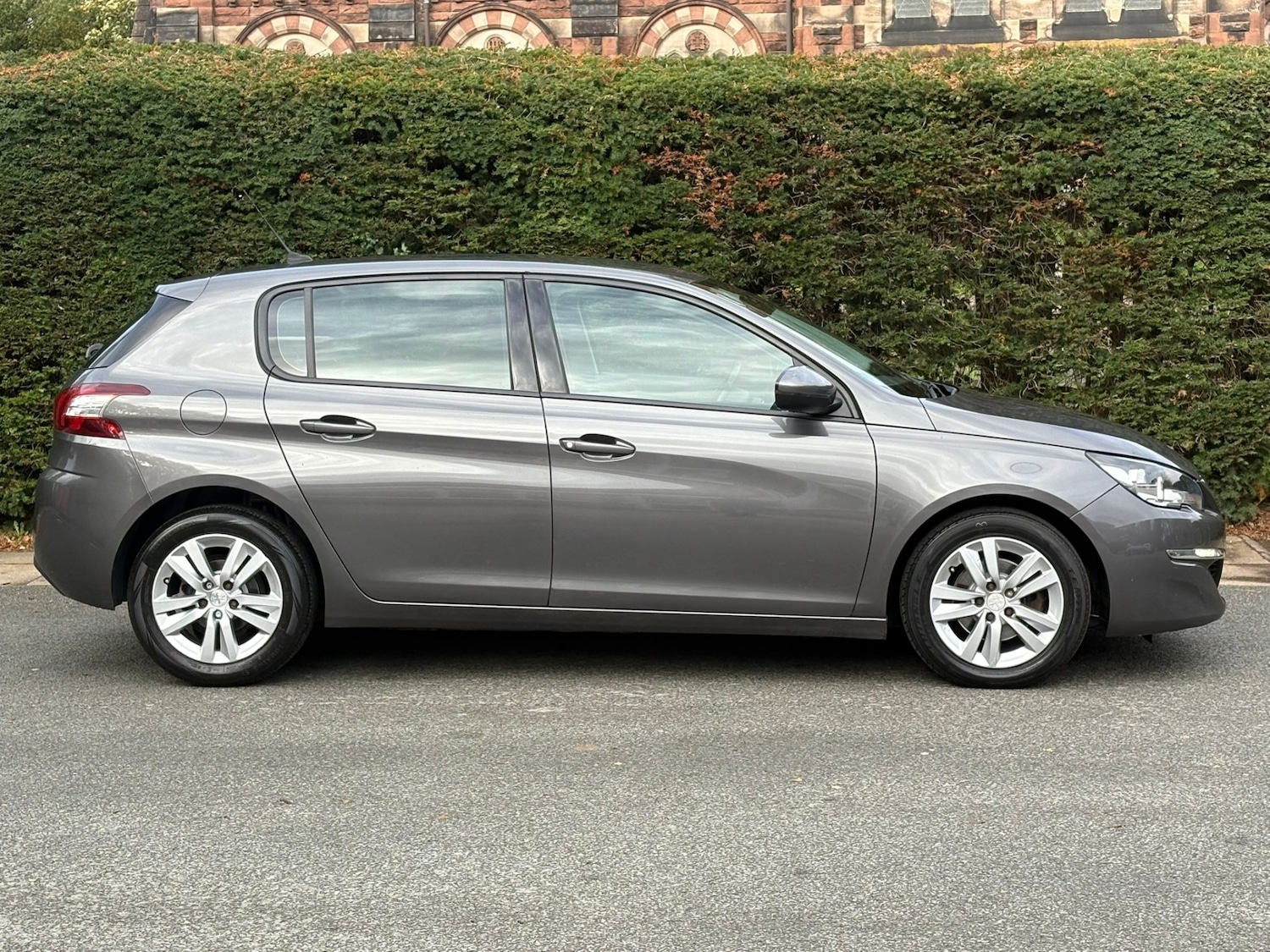 Used Peugeot 308 2016 for sale - 76412320: Photo 5