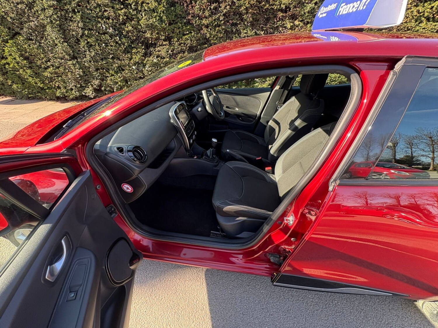 Used Renault Clio 2018 for sale - 77917562: Photo 9