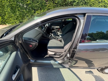 Used Ford Focus 2017 for sale - 79232294: Photo