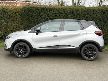 Used Renault Captur 2018 for sale - 77650093: Photo