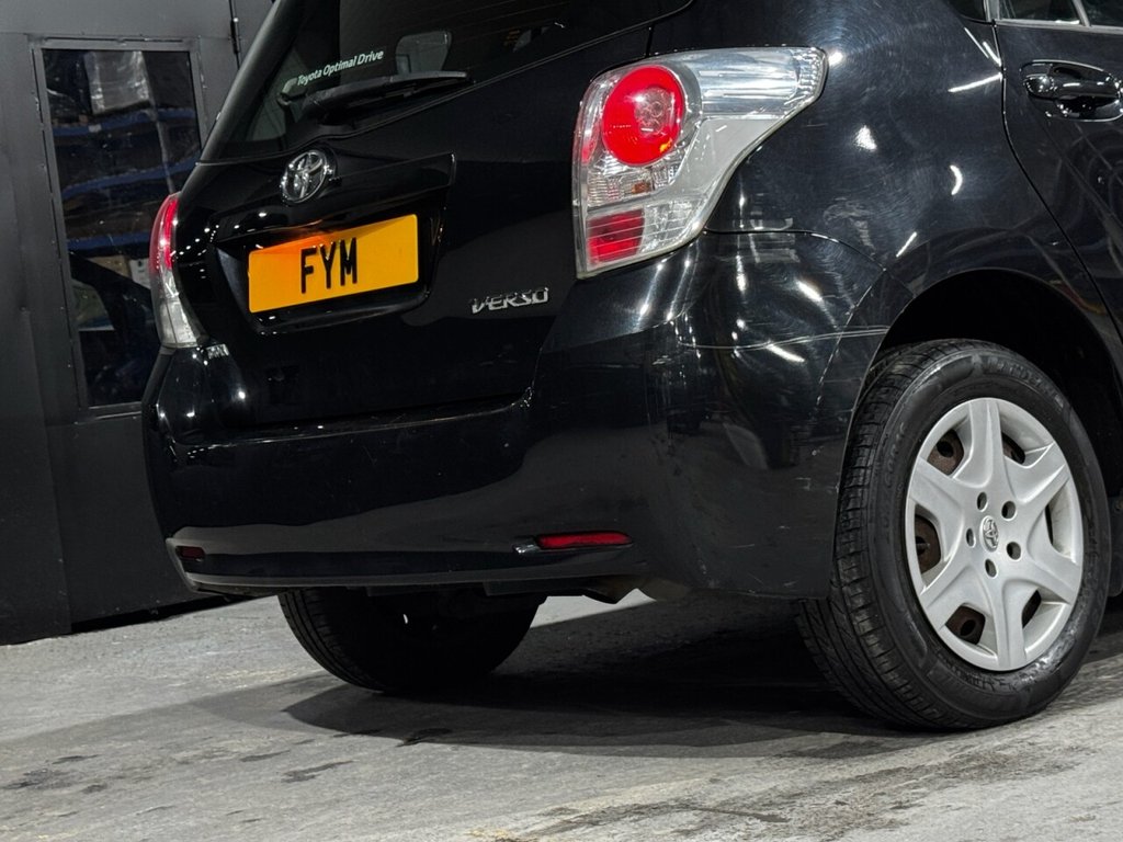 Used Toyota Verso 2010 for sale - 76356570: Photo 39