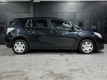 Used Toyota Verso 2010 for sale - 76356570: Photo