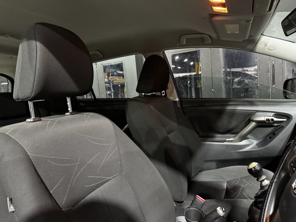 Used Toyota Verso 2010 for sale - 76356570: Photo 50