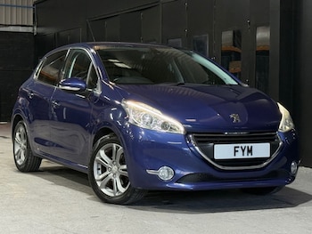 Used Peugeot 208 2015 for sale - 78892413: Photo