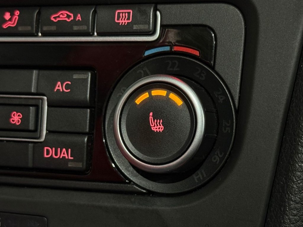 Used Volkswagen Golf 2011 for sale - 77692935: Photo 14