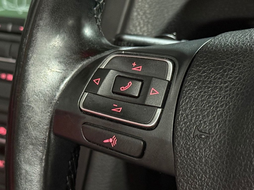 Used Volkswagen Golf 2011 for sale - 77692935: Photo 16