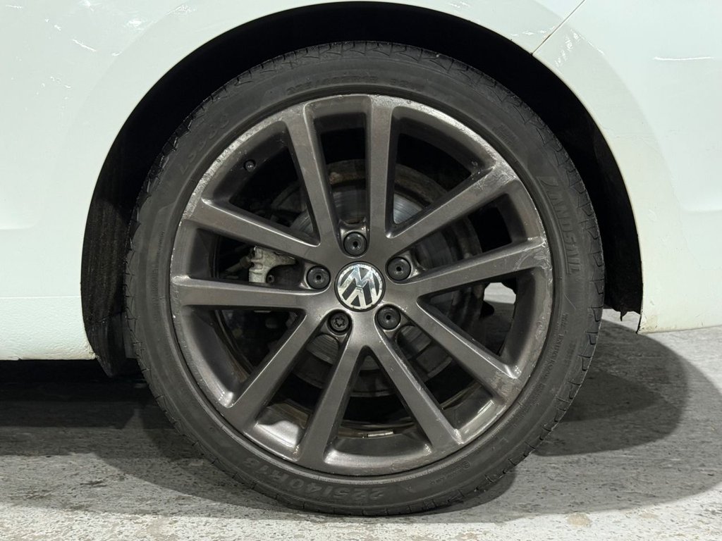 Used Volkswagen Golf 2011 for sale - 77692935: Photo 36