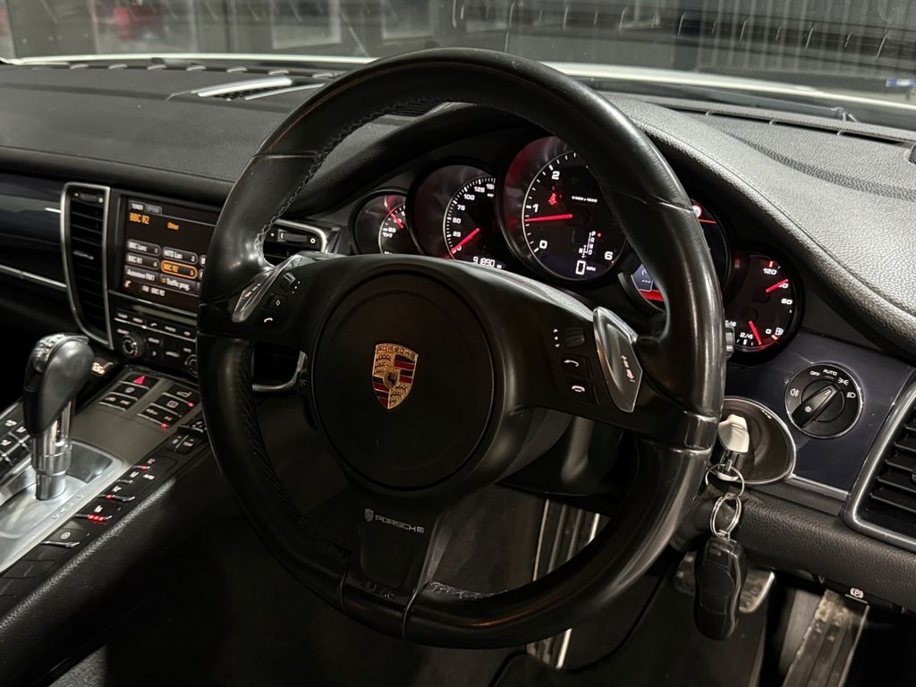 Used Porsche Panamera 2013 for sale - 77692562: Photo 10