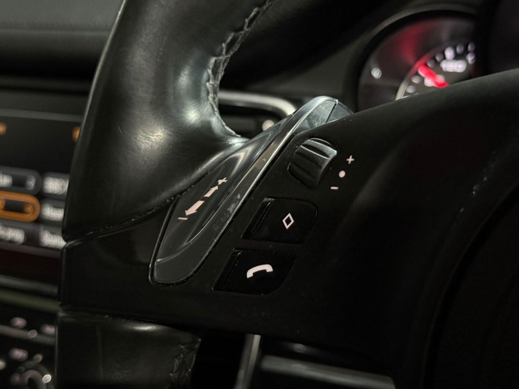 Used Porsche Panamera 2013 for sale - 77692562: Photo 48