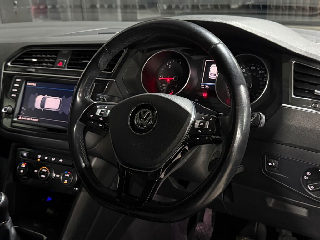 Used Volkswagen Tiguan 2016 for sale - 77692904: Photo 10