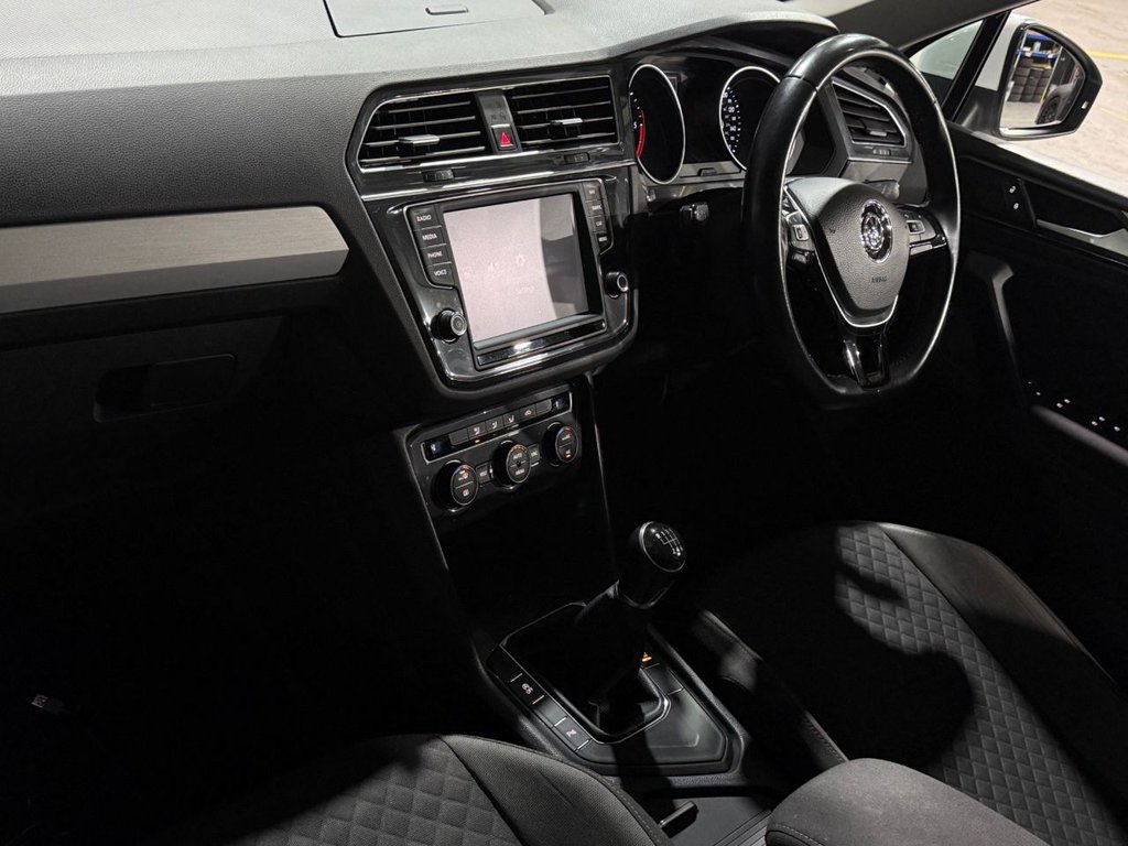 Used Volkswagen Tiguan 2016 for sale - 77692904: Photo 42