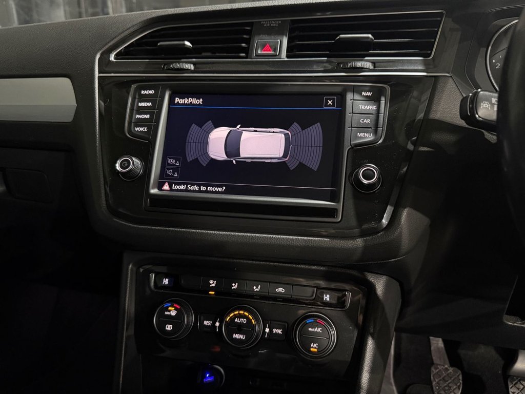 Used Volkswagen Tiguan 2016 for sale - 77692904: Photo 43