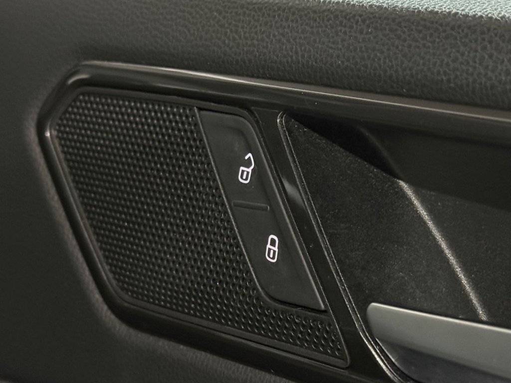 Used Volkswagen Tiguan 2016 for sale - 77692904: Photo 48