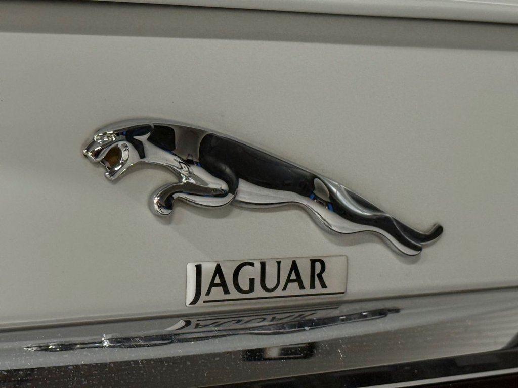 Used Jaguar XF 2013 for sale - 76632596: Photo 13