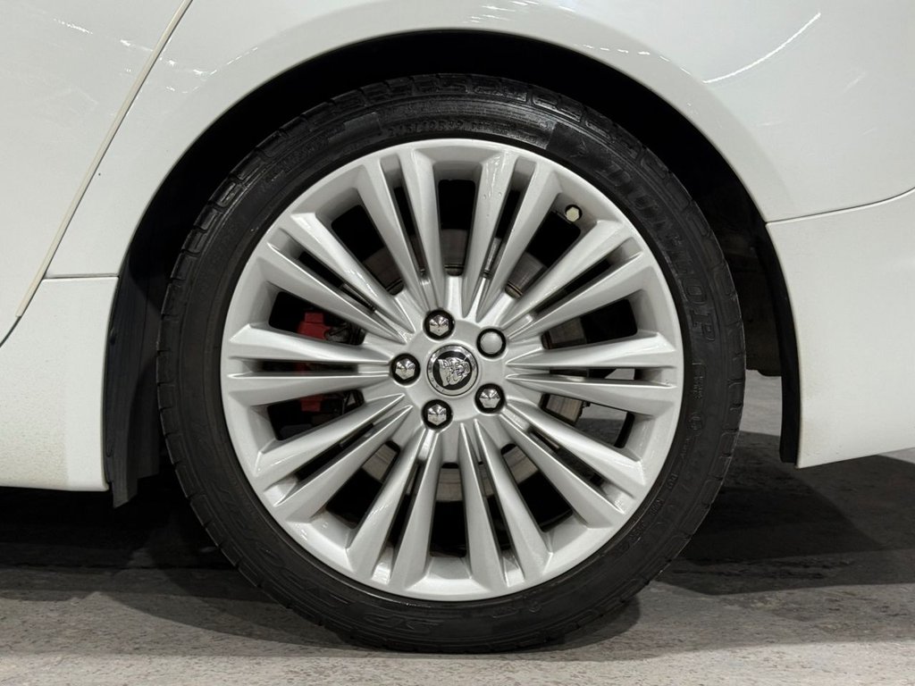 Used Jaguar XF 2013 for sale - 76632596: Photo 18