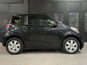 Used Toyota IQ 2011 for sale - 79023072: Photo