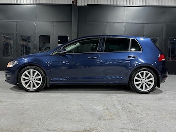 Used Volkswagen Golf 2015 for sale - 76420003: Photo
