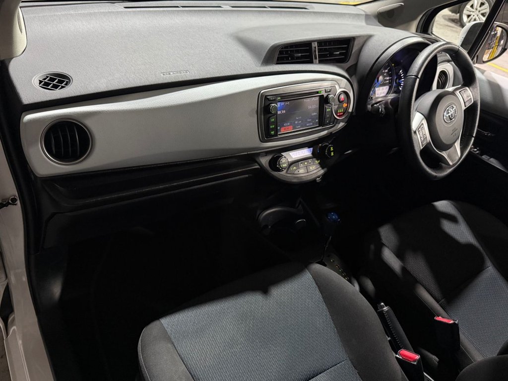 Used Toyota Yaris 2013 for sale - 77692832: Photo 11