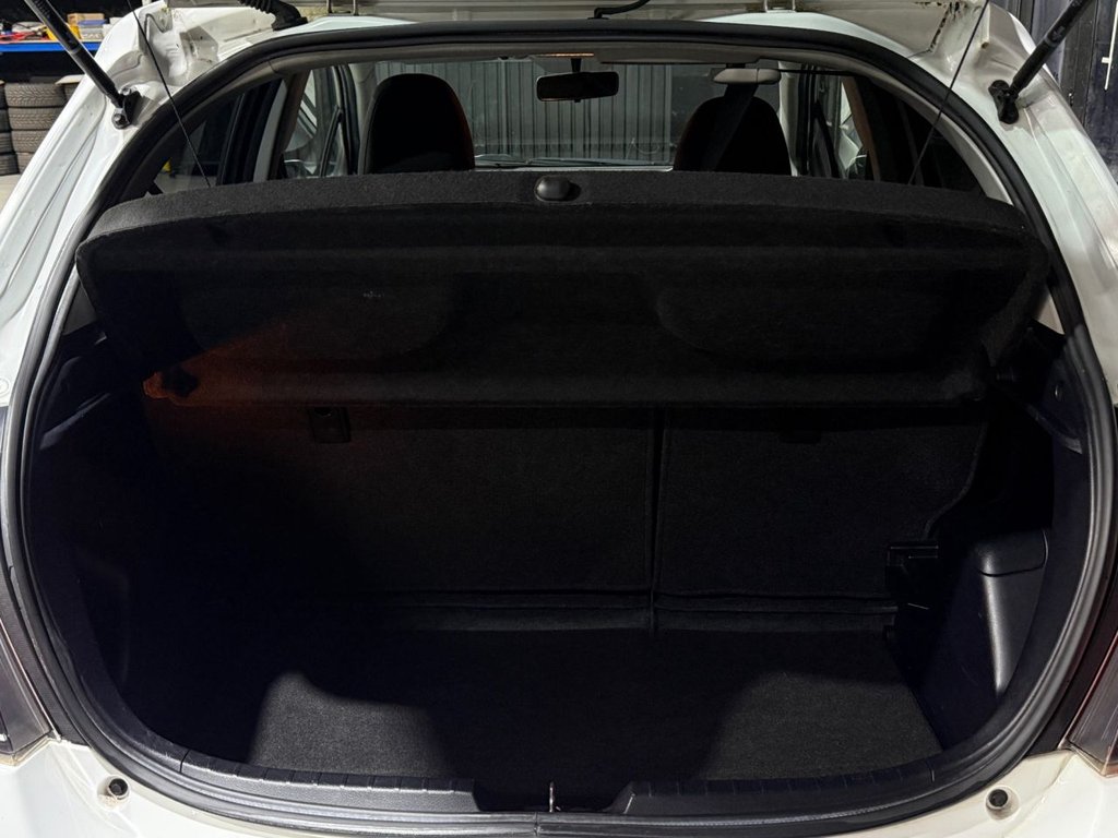 Used Toyota Yaris 2013 for sale - 77692832: Photo 38