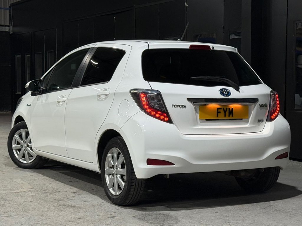 Used Toyota Yaris 2013 for sale - 77692832: Photo 4