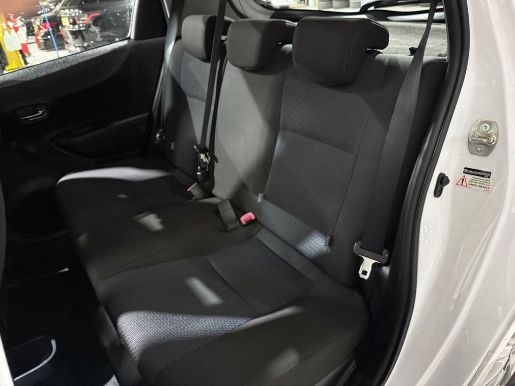 Used Toyota Yaris 2013 for sale - 77692832: Photo 50