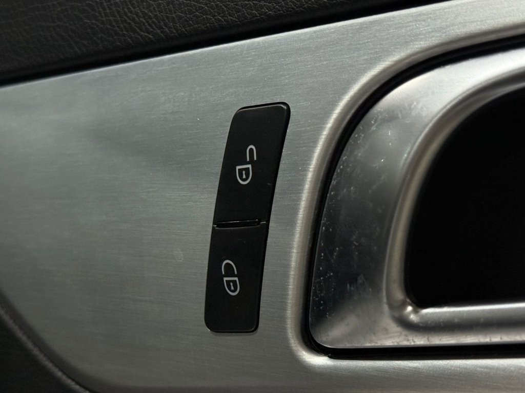 Used Mercedes-Benz SLK 2012 for sale - 76605018: Photo 41